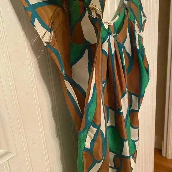 Diane Von Furstenberg “alcamo” silk flutter blouse - Picture 3 of 5